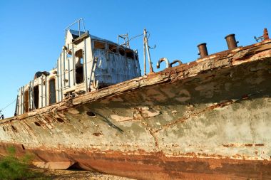 Aral Sea.The Aral deniz gemi terk edilmiş bir Orta Asya'daki eski un Tuz Gölü. Aral Denizi Kuzey Kazakistan ve Özbekistan Güney arasında yalan bir kapalı göl yapıldı..