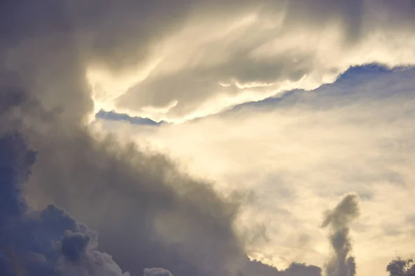 Noite Nuvens Dramáticas — Fotografia de Stock