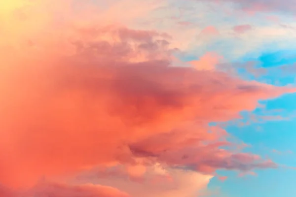 Langit Yang Indah Dengan Awan Berwarna Oranye Warna Oranye Yang — Stok Foto