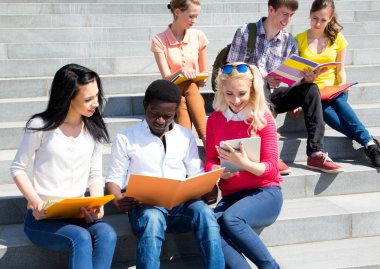 Grup gözden geçirme ev ödevi eğitim Üniversite öğrenci