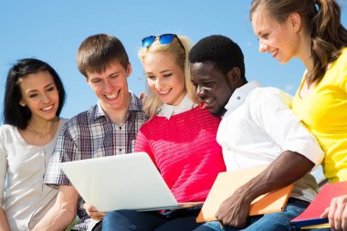 Grup gözden geçirme ev ödevi eğitim Üniversite öğrenci