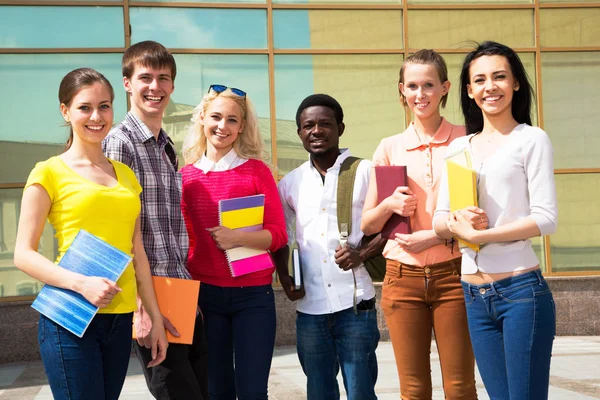 Group Diverse Students Smiling Together — Stock Photo, Image