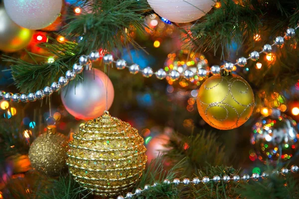 クリスマス ツリーのクリスマス ボール — ストック写真