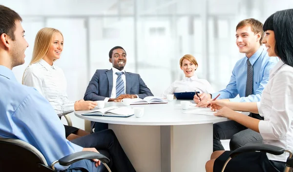 Grupo Trabalho Diversificado Que Trabalha Conjunto — Fotografia de Stock