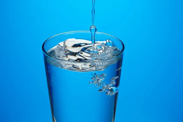 Blue water in a glass — Stock Photo, Image