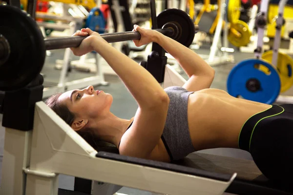 Sportif kadın egzersiz 