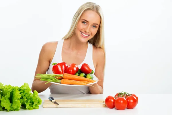 Mujer con verduras — Foto de Stock