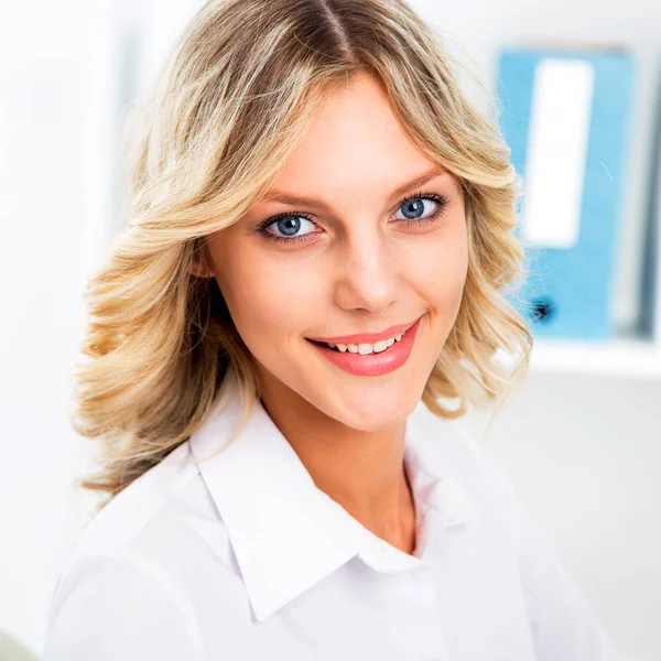 Modern business woman — Stock Photo, Image