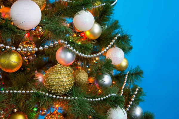 Balls a karácsonyfa — Stock Fotó