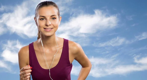 Young woman running — Stock Photo, Image