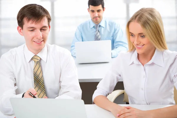Young business people. — Stock Photo, Image