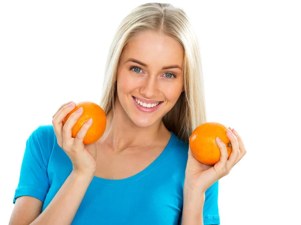 Mujer con naranjas — Foto de Stock