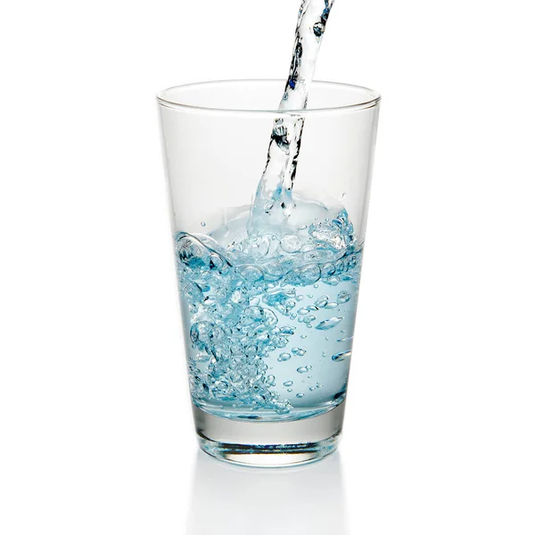 Blaues Wasser im Glas — Stockfoto