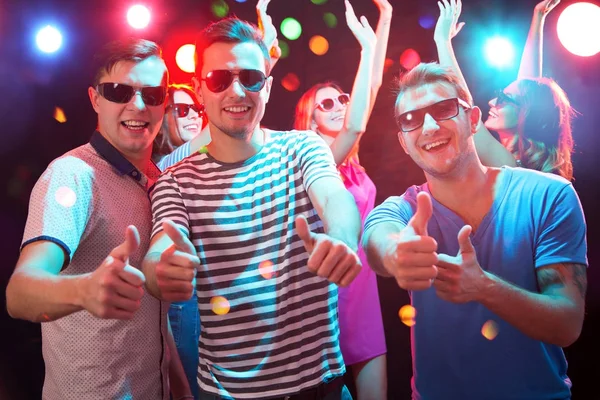 Group Happy Friends Showing Sign Night Club — Stock Photo, Image