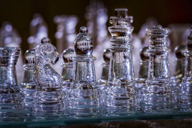 Satranç taşlarının başka bir görünümü