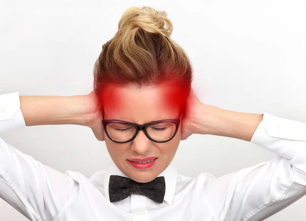 Woman having headache on white background — Stock Photo, Image