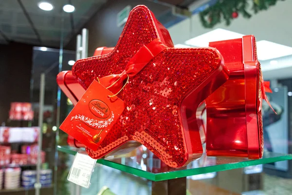 Minsk Belarus November 2019 Star Shaped Box Chocolates Lindt Supermarket — Stock Photo, Image