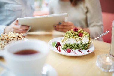 Lezzetli Eko pasta dilimi