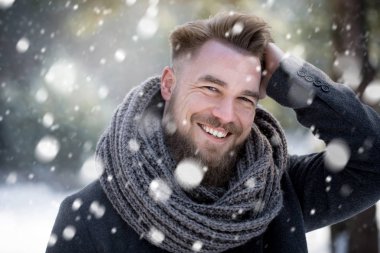 Beyaz Kış saati seviyorum