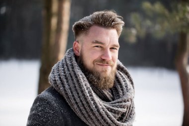 Ne düşündüğünü merak