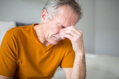 Komuta sizde migren muzdarip