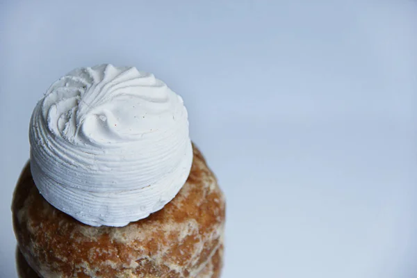 Hromádka Perníku Marshmallows Bílém Pozadí — Stock fotografie