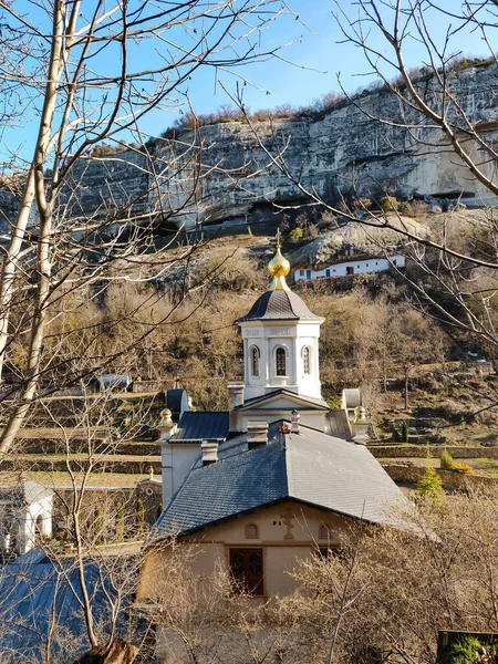 Clocher Église Blanche Sont Situés Haut Dans Les Montagnes — Photo