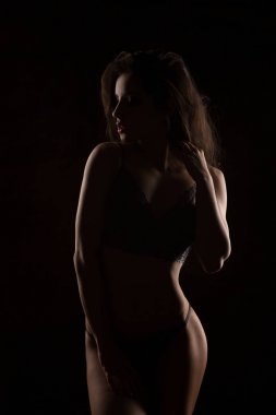 Fitness vücut seksi iç çamaşırı ile baştan çıkarıcı modeli silüeti