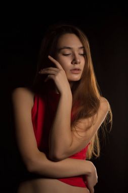 Modeli sınama mükemmel cilt ve s güzel esmer kadınla