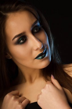 Mükemmel cilt ve yaratıcı metalik gre muhteşem genç model