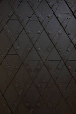 Siyah demir çit kapısı parçası portre