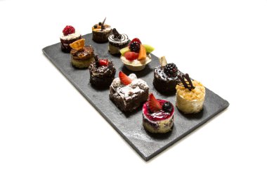 farklı doldurma ile küçük kek