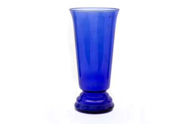 Vase en verre, isolé sur blanc — Photo