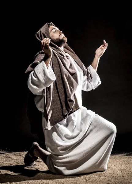 Ježíš Kristus Modlí Bohu Zasvěcení Chleba Hrozny Tmavě Černé Noci — Stock fotografie