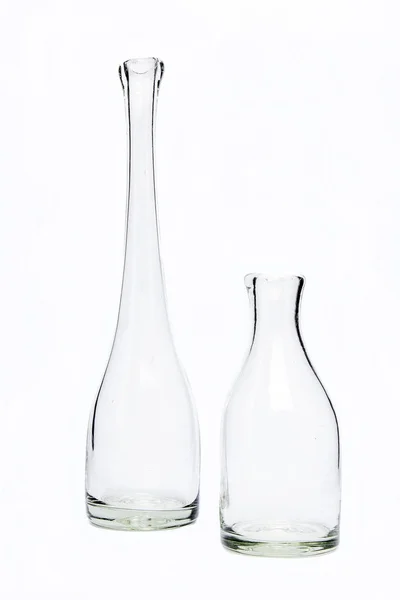Стеклянная ваза, изолированная на белом — стоковое фото