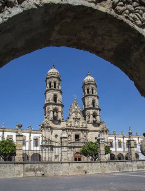 Guadalajara, Jalisco, Meksika anıtları. Basilica de Zapopan.