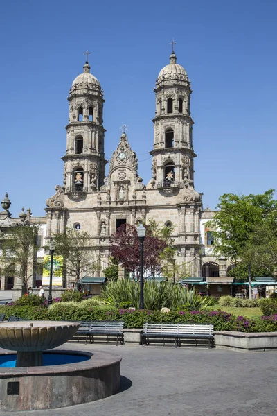 Zabytki w Guadalajara, Jalisco, Meksyk. Bazylika de Zapopan. — Zdjęcie stockowe