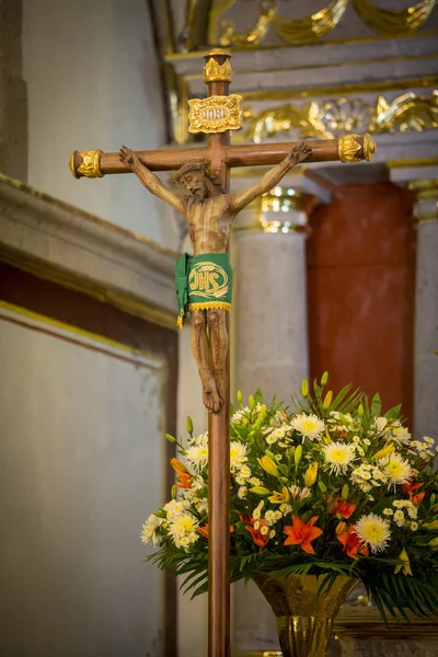 Crucifixo Uma Igreja — Fotografia de Stock