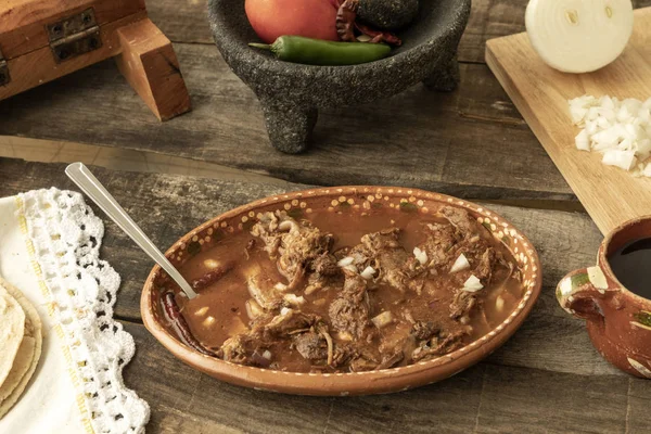 Meksika yemeği. Birria tabağı. — Stok fotoğraf