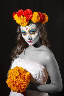 Siyah arka planda Catrina