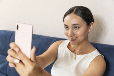 Elektronik aygıtlara bağımlılık