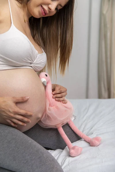 Jovem Mulher Grávida Real Feliz Quarto Sua Casa — Fotografia de Stock