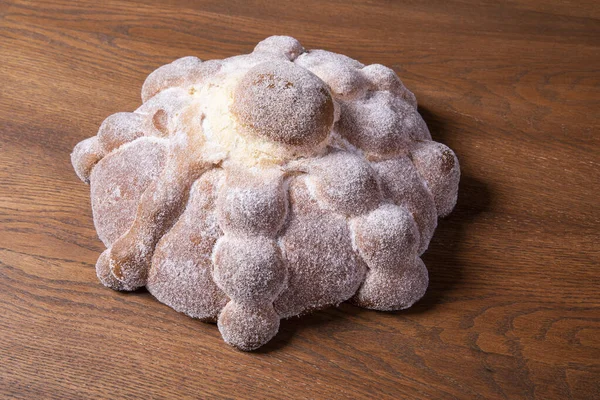 Pan Muerto Pão Mexicano Tradicional Coberto Açúcar Sobre Fundo Branco — Fotografia de Stock