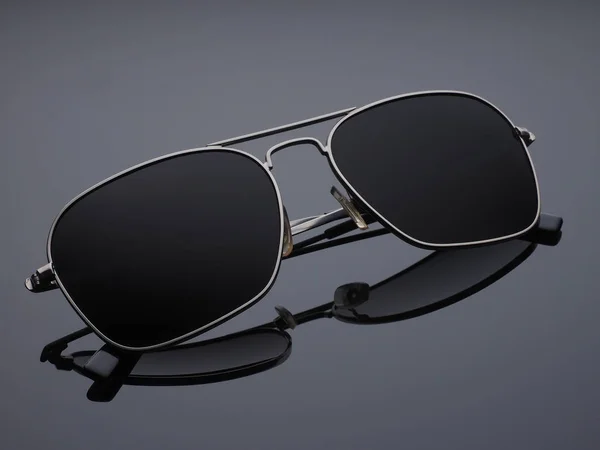 Close Sunglasses Polarized Studio Black Light Grey Gradient — 스톡 사진