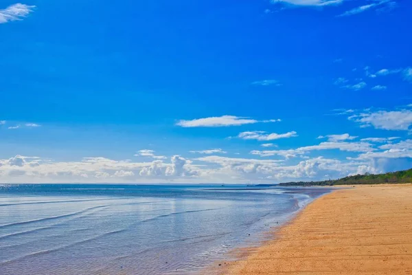 Scarness Beach in Hervey Bay — Stock Photo, Image