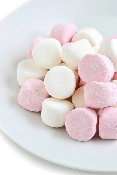 Marshmallow on Plate — Stock Photo, Image