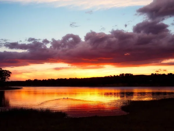 Gyönyörű Naplemente Vihar Király Dam Queensland Ausztrália — Stock Fotó