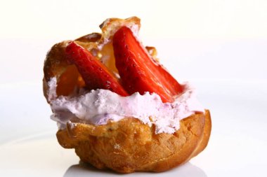 Meyveli kek şenlikli yemek geçmişi