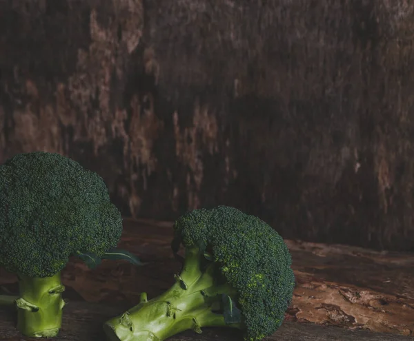 Brócolis Delicioso Uma Mesa Madeira — Fotografia de Stock