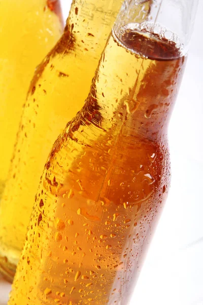 Бутылки Холодного Свежего Пива Закрыть Вид — стоковое фото